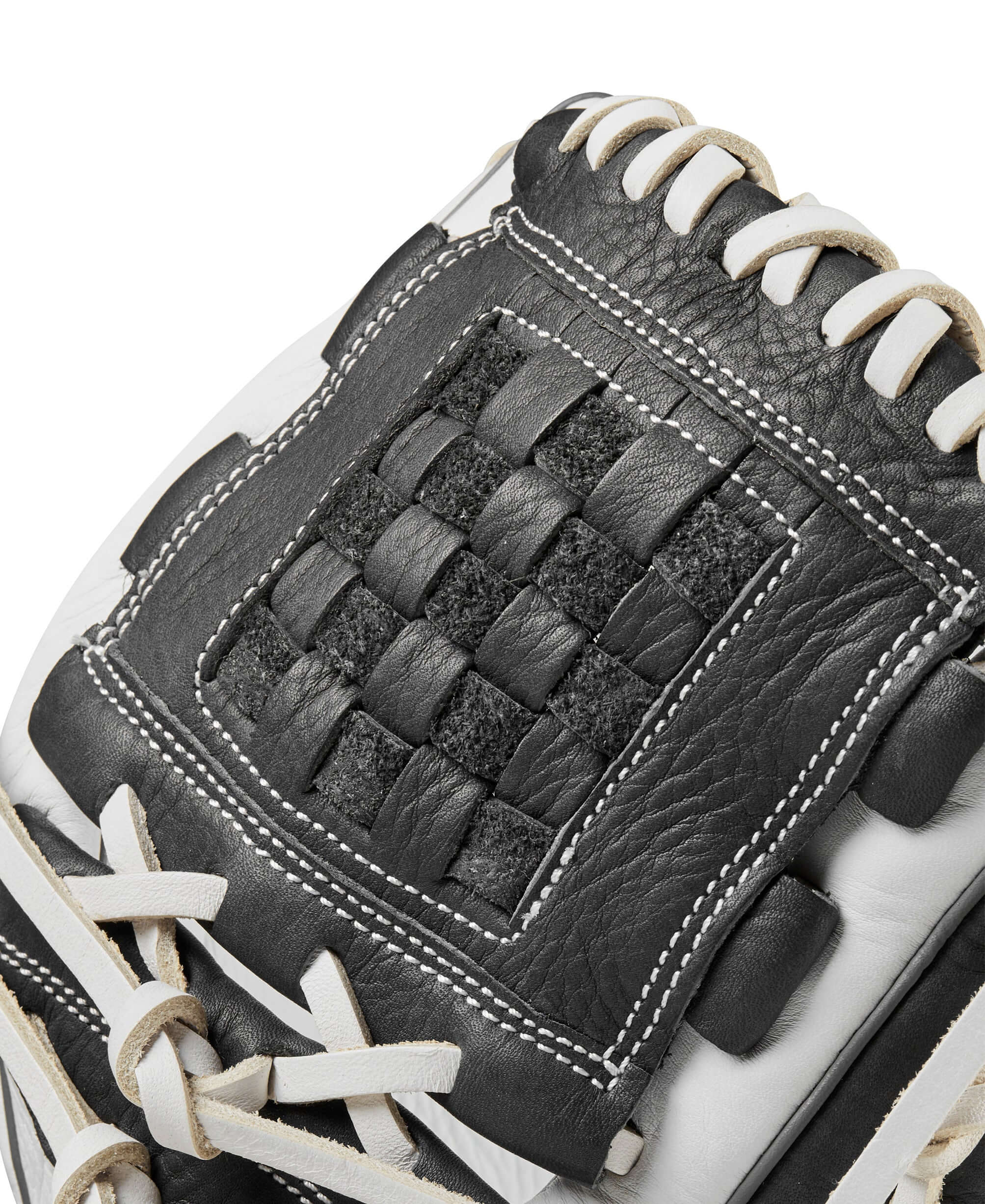 Close-up of Wilson 2024 A1000 P12 fastpitch softball glove's Two-Piece Closed Weave Web and leather details.