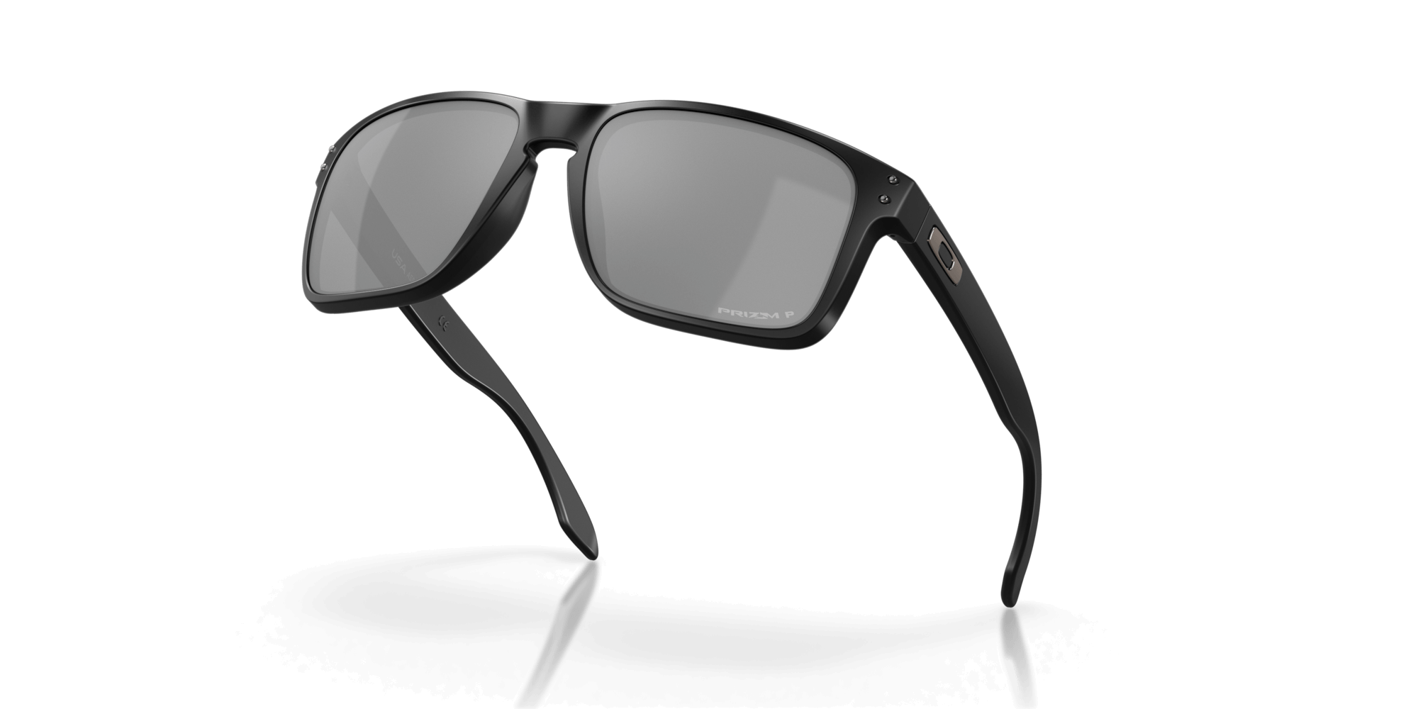 Oakley Holbrook XL sunglasses with lightweight O Matter™ frame for durability and comfort