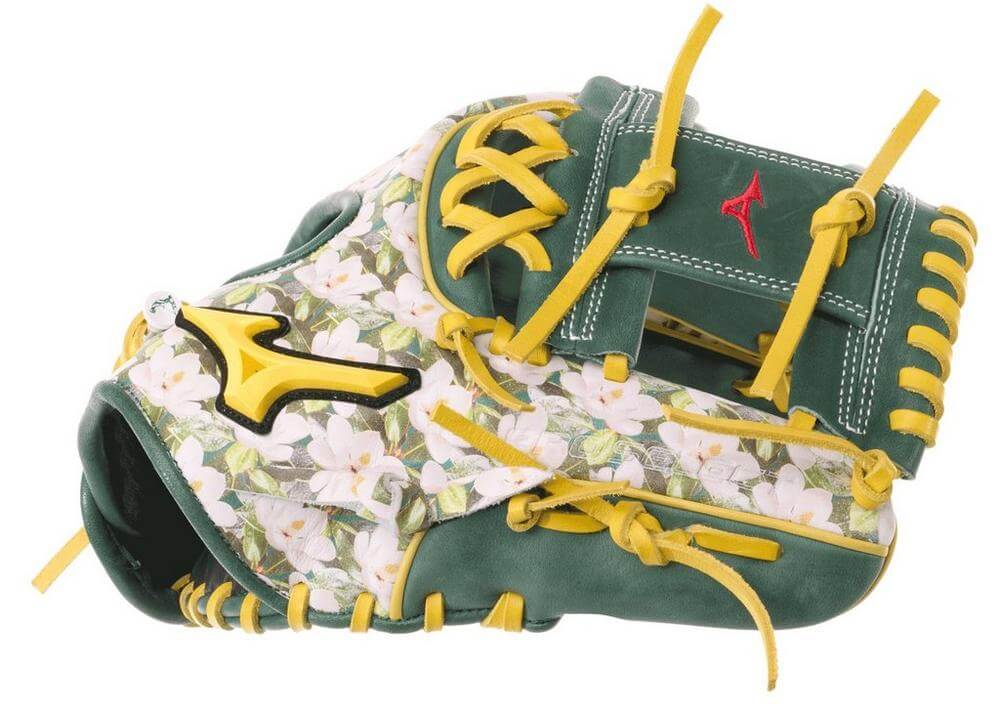 Mizuno GPS-40RMPMAG Pro Select baseball glove with Magnolia M-Print and gold foil accents for elite infield performance.