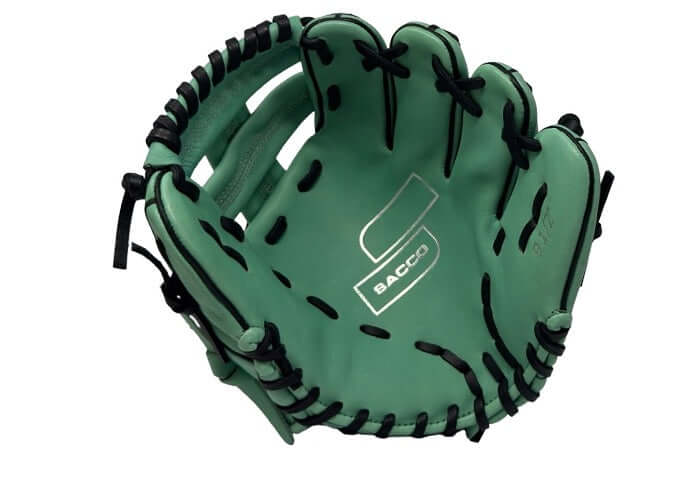Front view of the Sacco Ultra Smooth Kip 9.5" Infield Trainer in Mint color, featuring black lacing and logo.