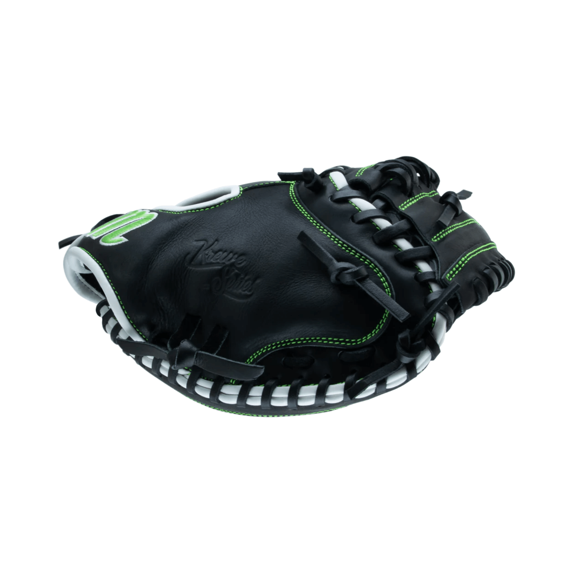 Close-up of Krewe Series 225C1, focusing on integrated thumb sleeve for optimal comfort and support.