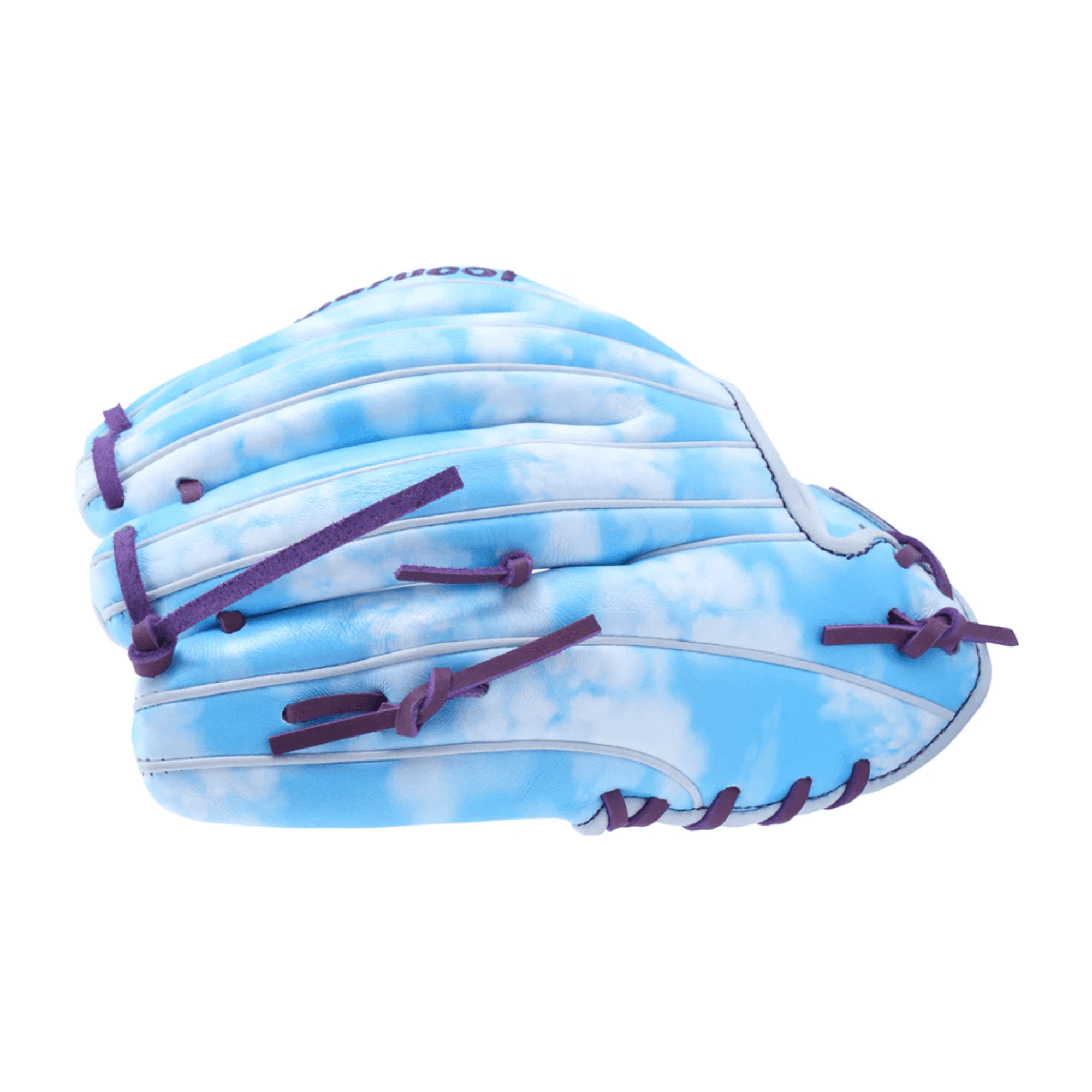 Marucci Nightshift Cloudy 11.75" H-Web glove thumb detail with cushioned M Type fit system.