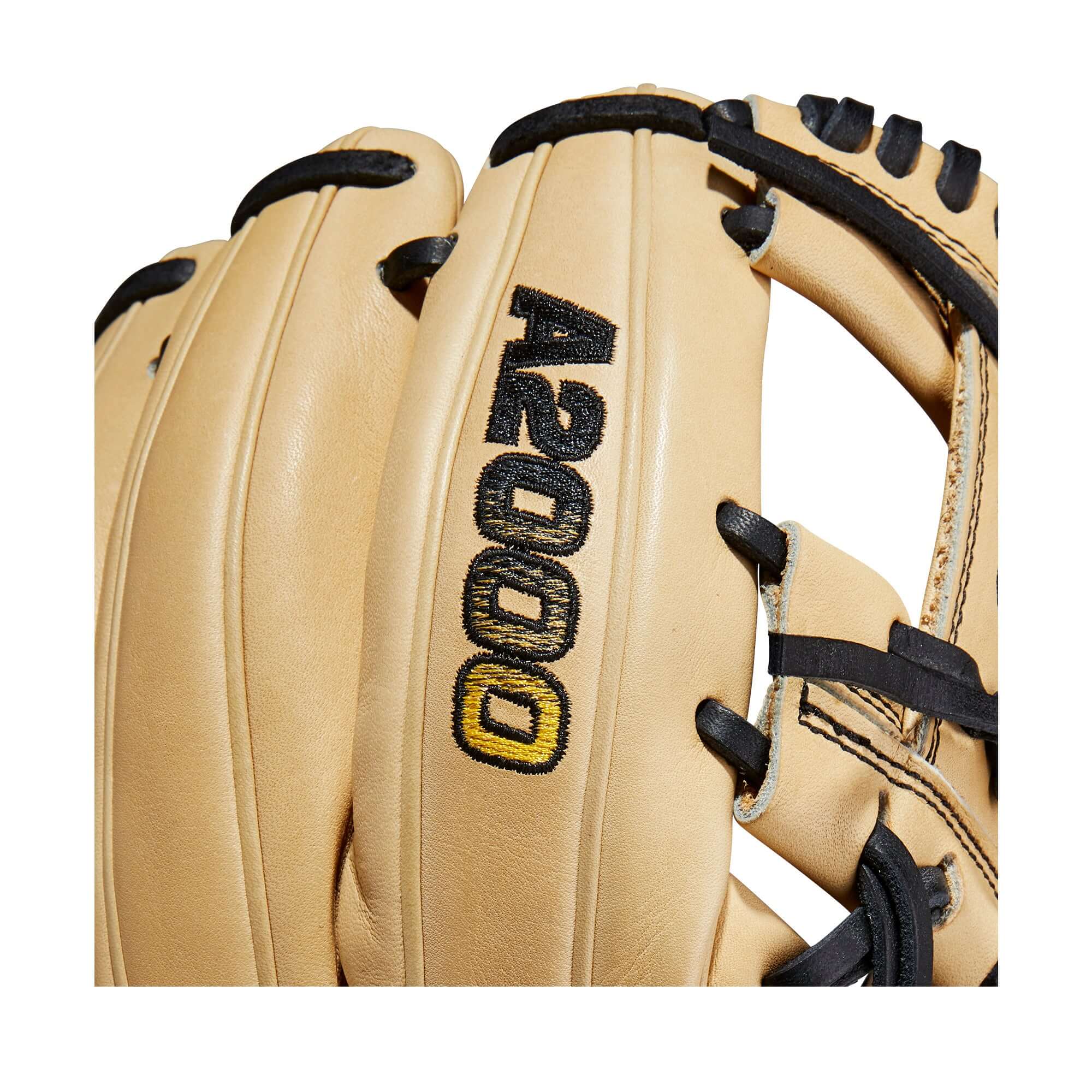Wilson 2023 A2000 1786 Blonde 11.5 Baseball Glove
