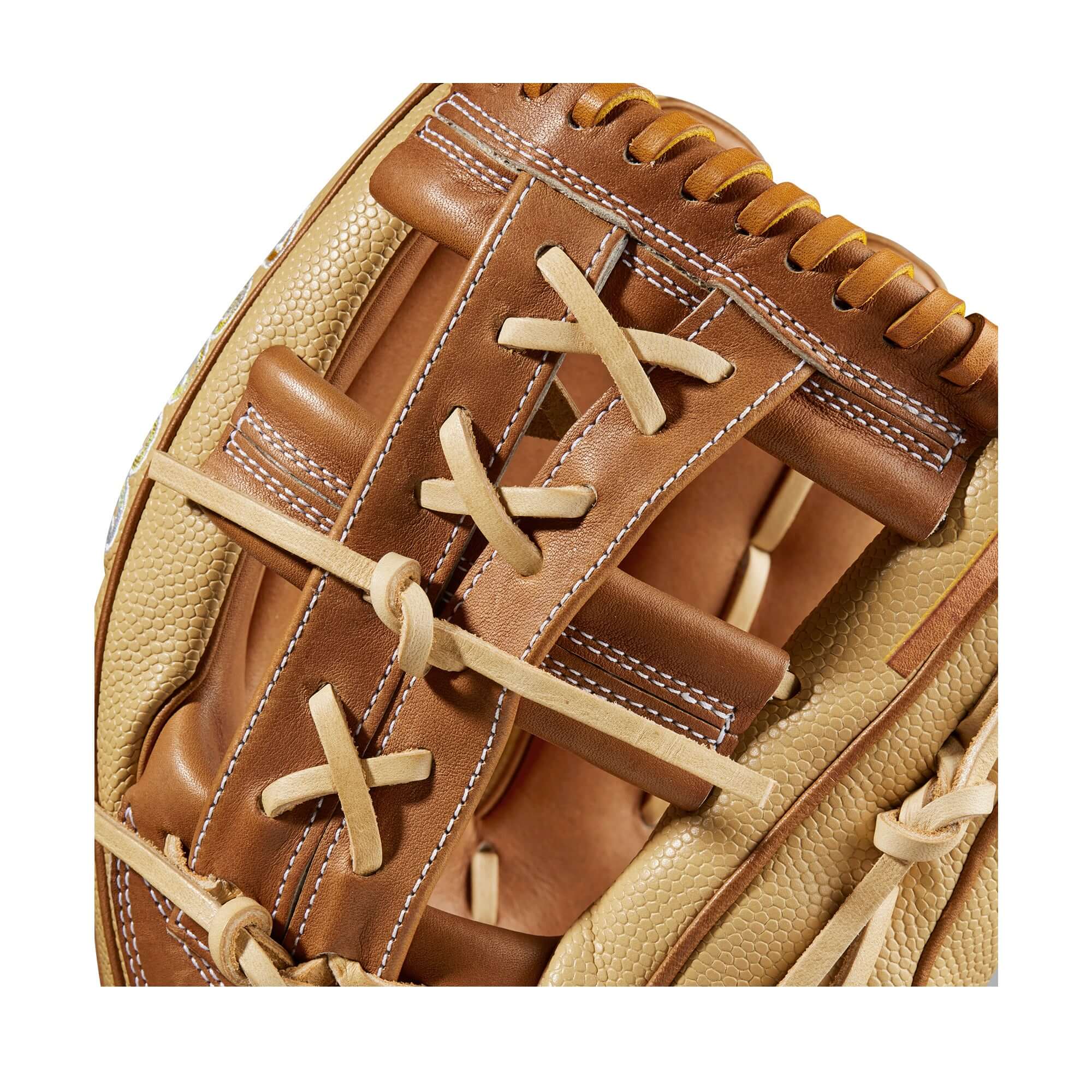 Wilson A2000 1912SS Blonde/Saddle 12 baseball glove with Gap Welting for deep pocket control
