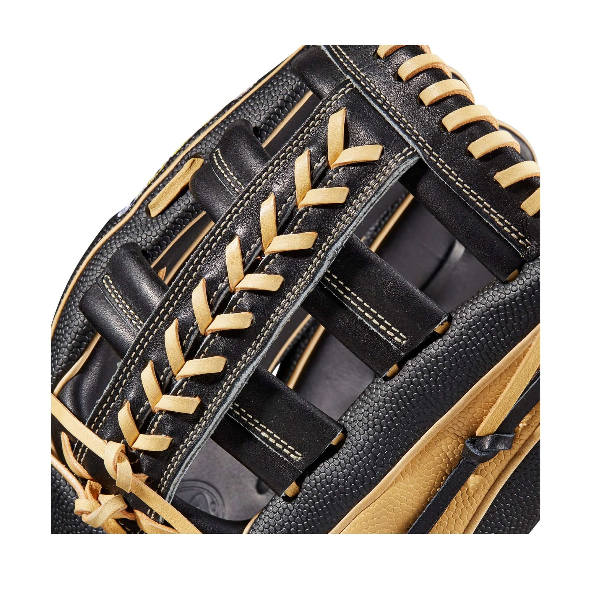 Wilson 2023 A2000 1810SS Black/Blonde 12.75 outfield glove with Pro Stock leather and SuperSkin back