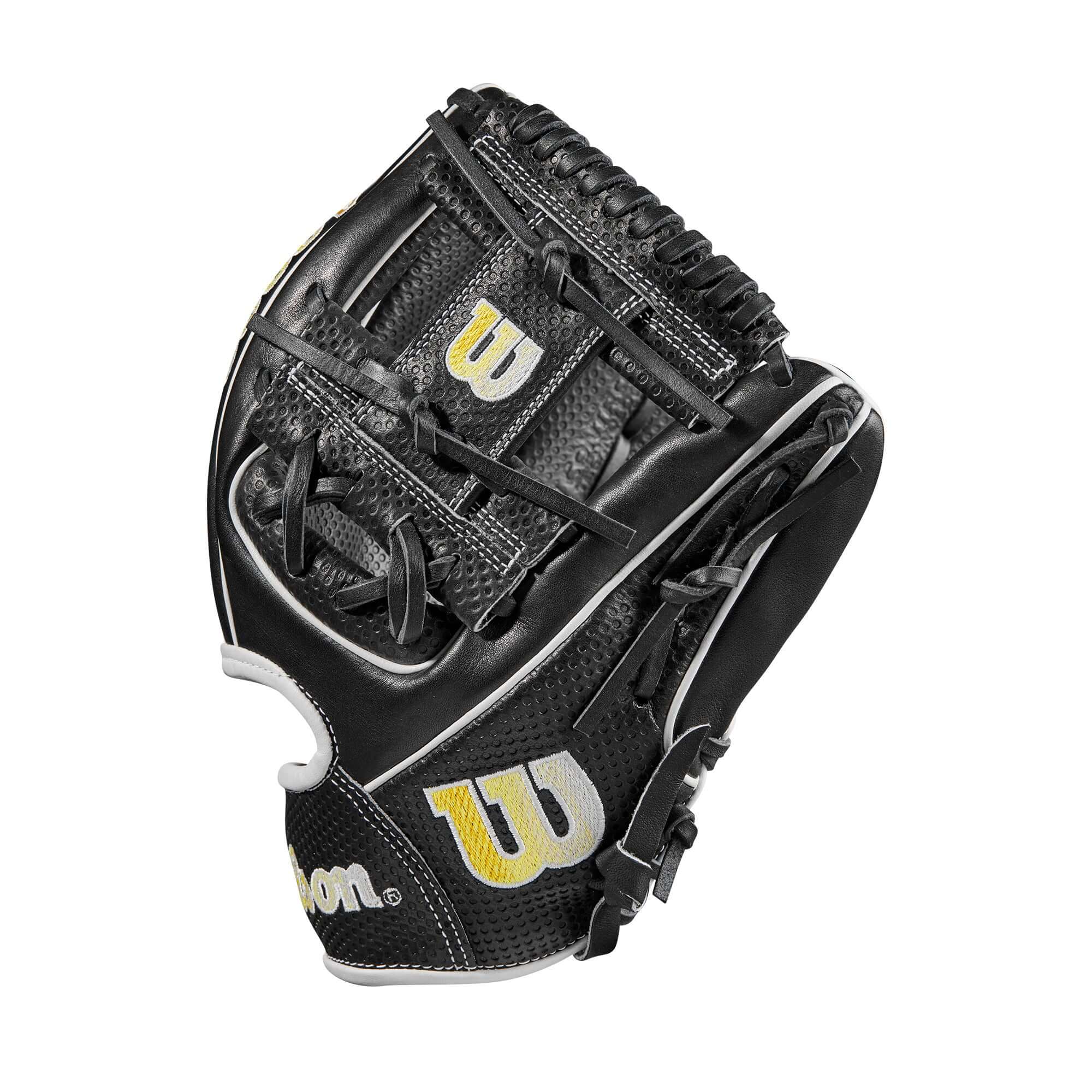 Wilson A2000 1786 Spin Control baseball glove, 11.5-inch, black and white, H-Web design