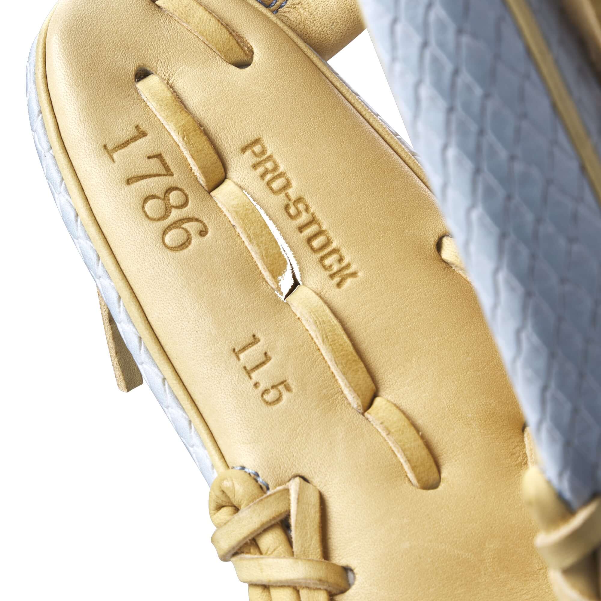 Close-up of Wilson 2024 A2000 1786SS baseball glove, showing Pro Stock label and 11.5” size detail.