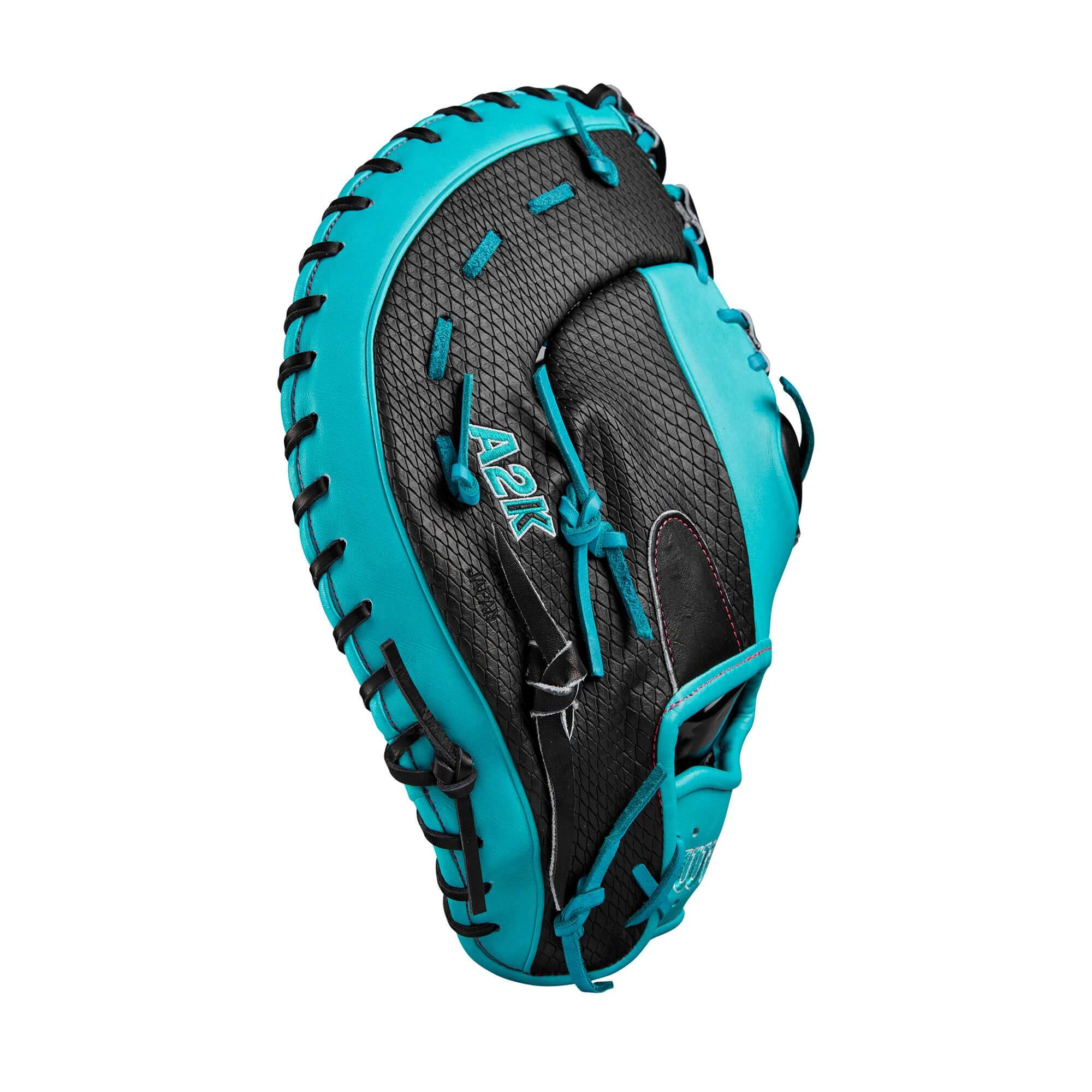 Detailed view of the finger area focusing on the flat finger binding for comfort and precision.