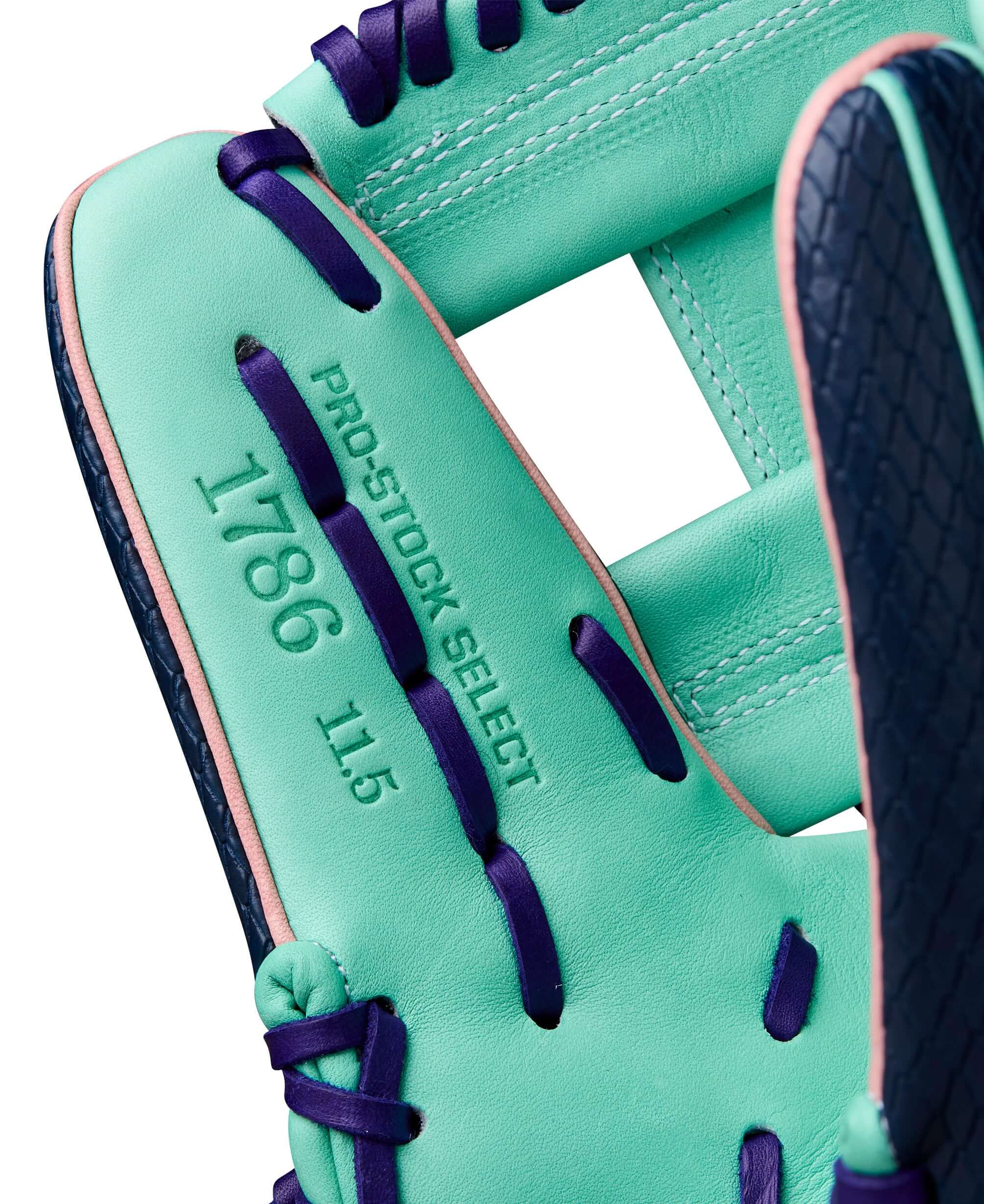 Wilson 2025 A2K 1786SS 11.5” Infield Glove thumb front detail with rolled welting.