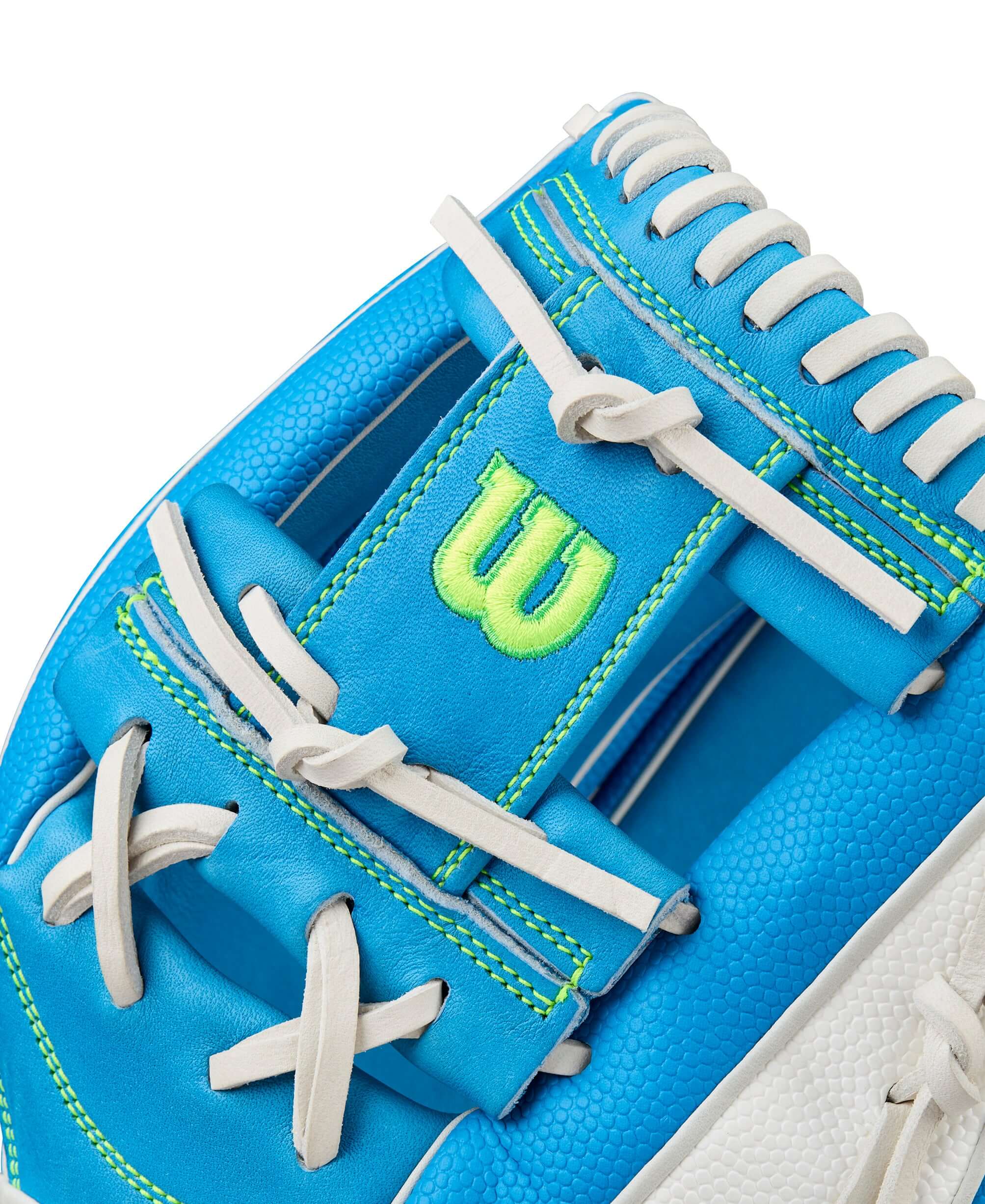 Wilson Fall 2025 A2000® H12SS 12” Infield Fastpitch Softball Glove