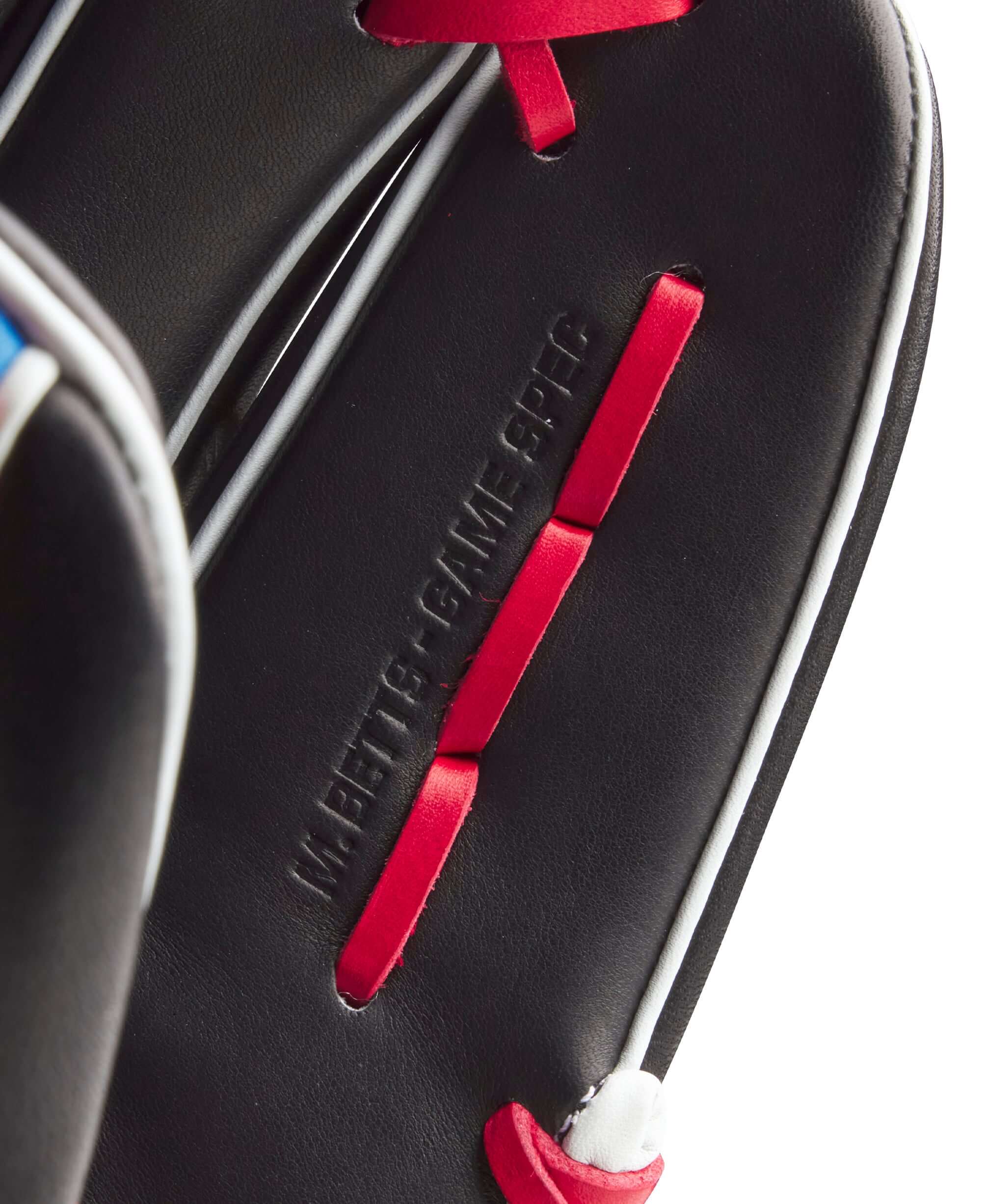 Wilson Fall 2025 A2K Mookie Betts GM 11.75" glove finger front detail showing Double Palm Construction suppor