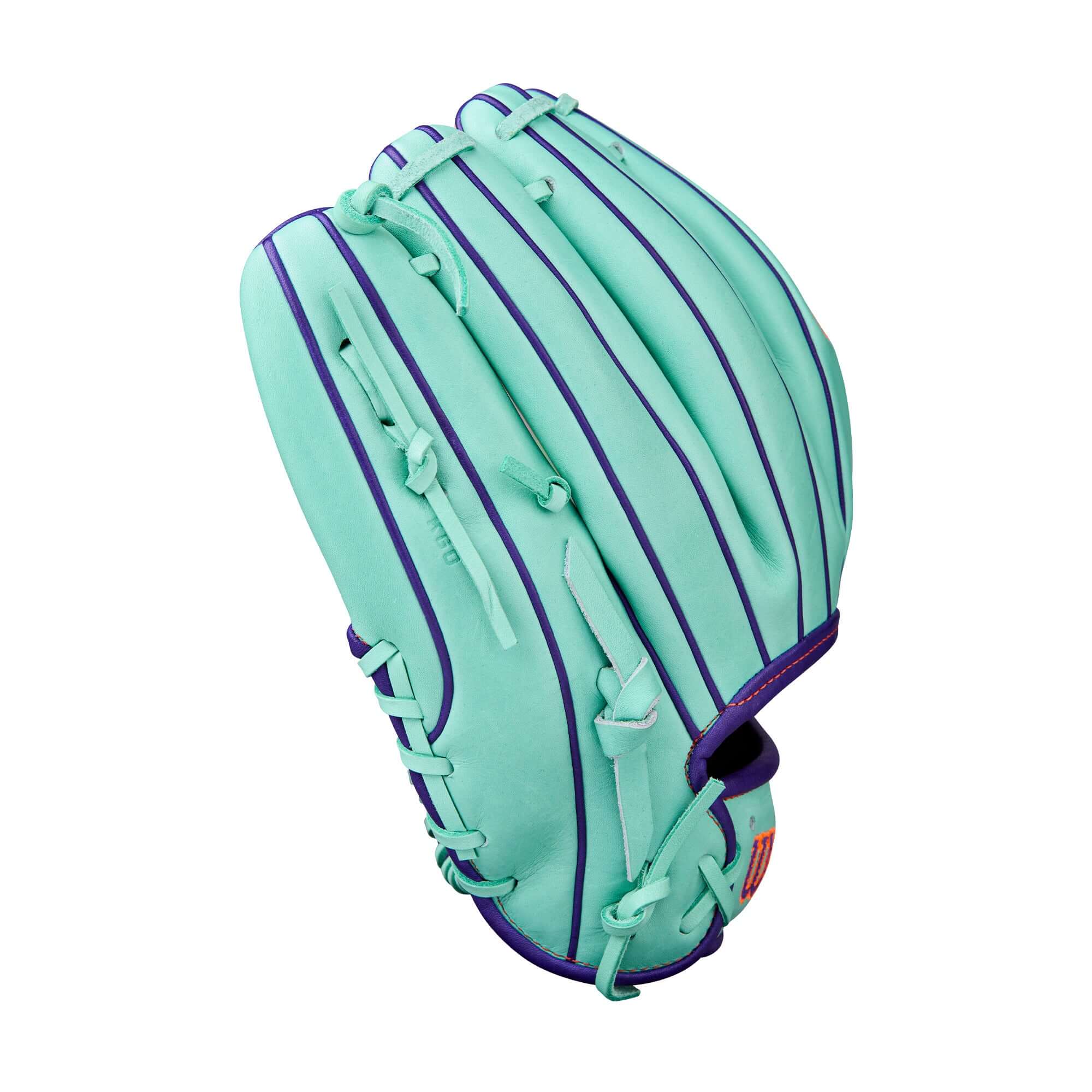 Finger detail of Wilson Winter 2025 A2000 SC1786 11.5" Infield Baseball Glove showing Rolled Dual Welting™ and Comfort Sleeve edge.