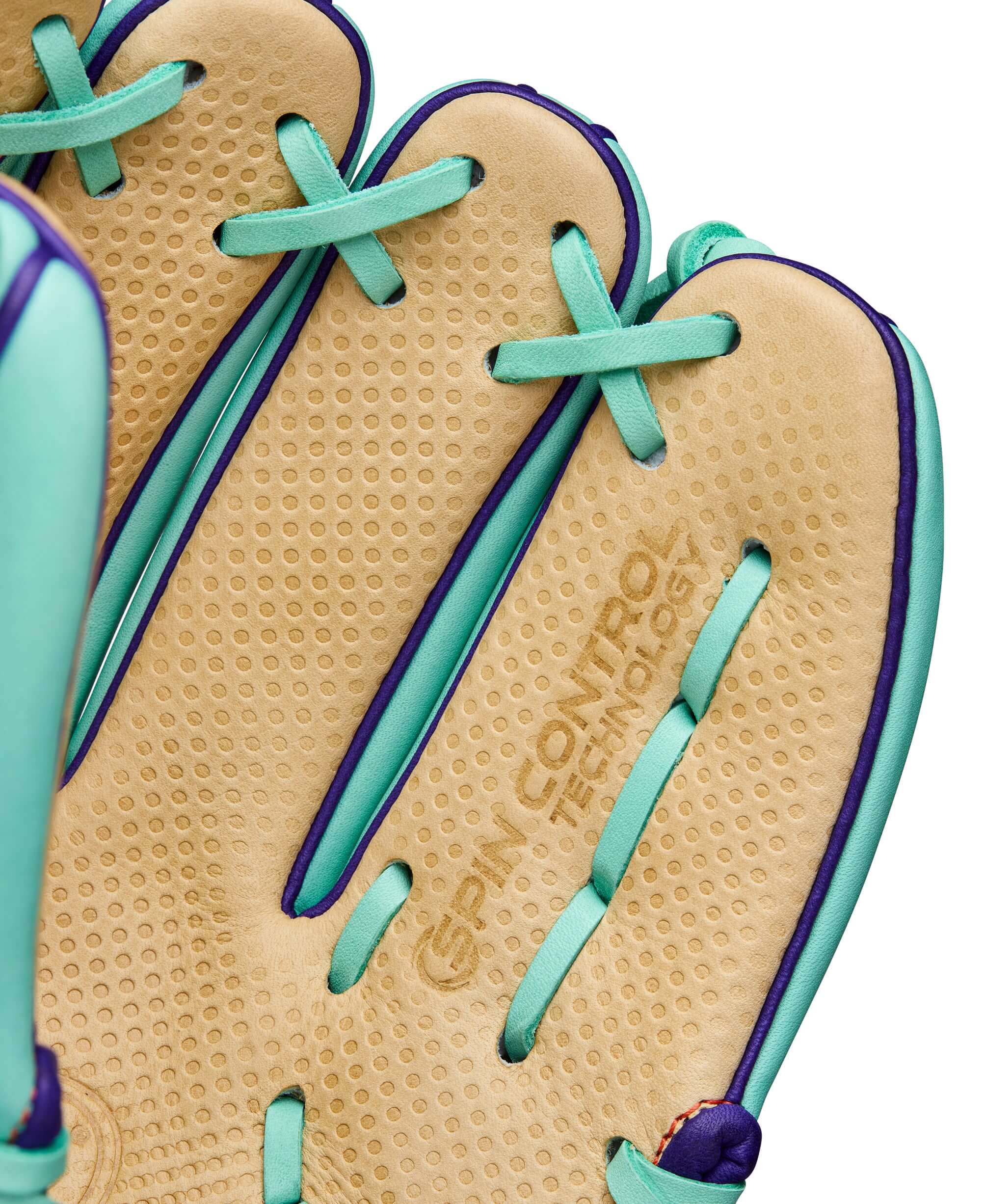 Wilson Winter 2025 A2000 SC1786 11.5" Infield Baseball Glove