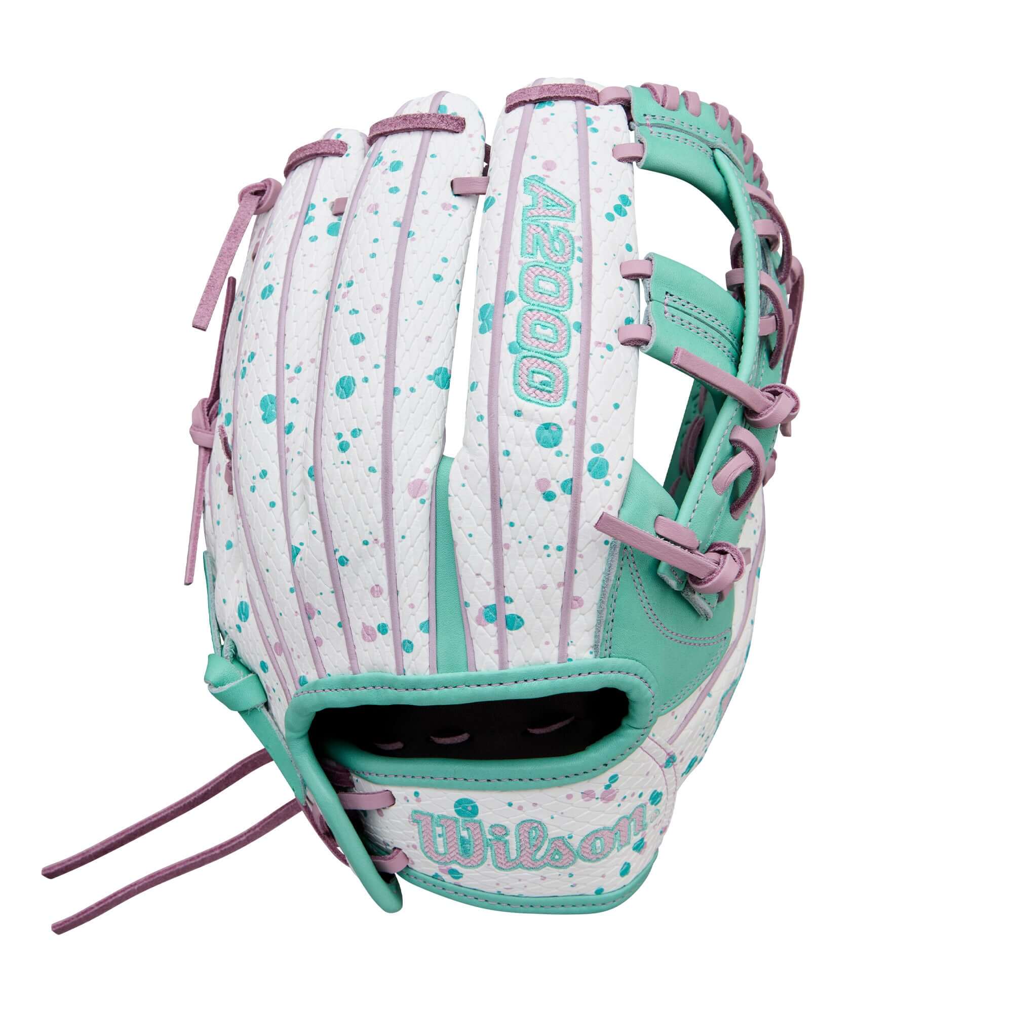 Back view of Wilson Winter 2025 A2000 FP75SS 11.75” Infield Fastpitch Softball Glove highlighting SuperSnakeSkin™ texture and Bold Logos.