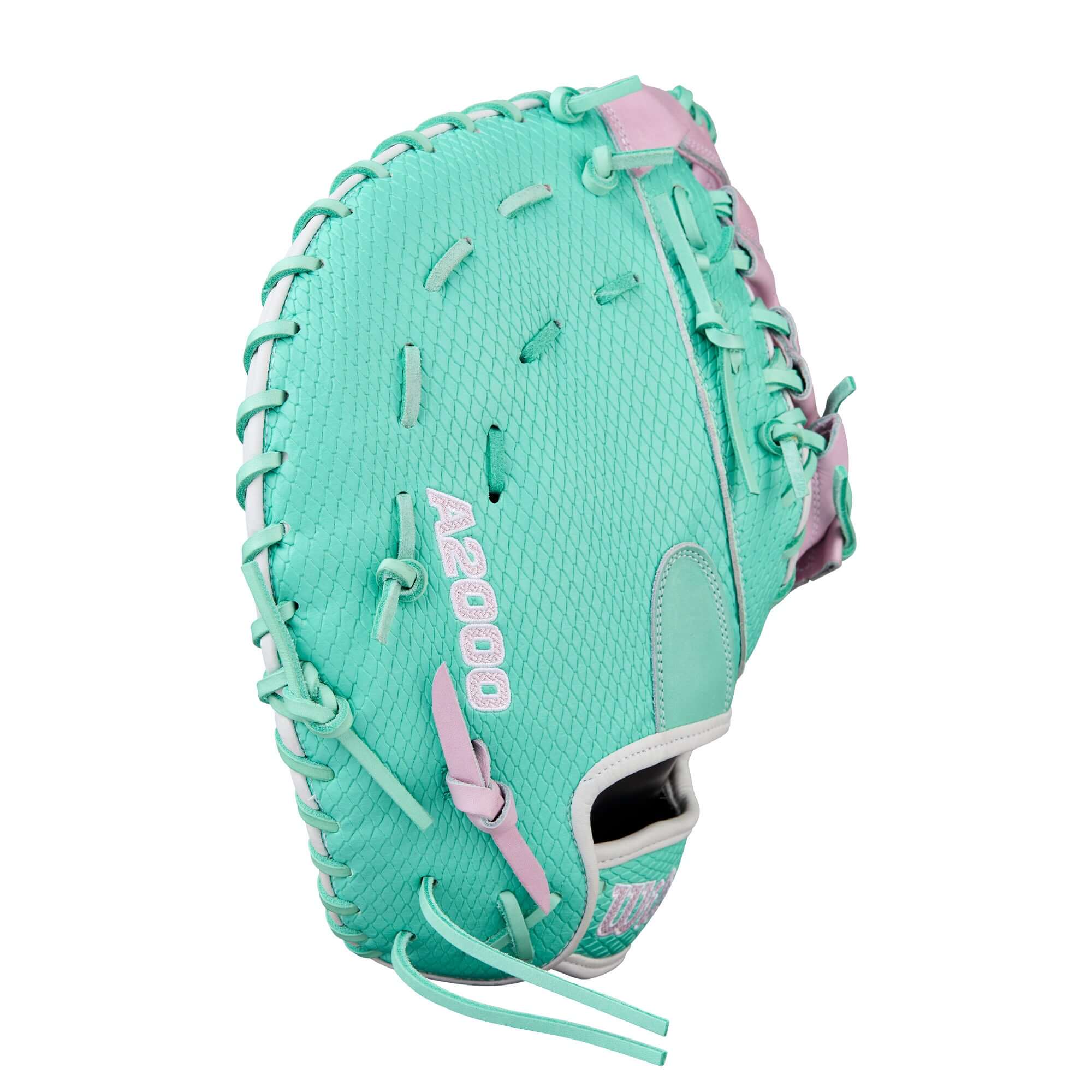 Finger detail of Wilson Winter 2025 A2000 1620FPSS 12.5” Fastpitch Softball First Base Mitt showing Rolled Dual Welting™ for structure.