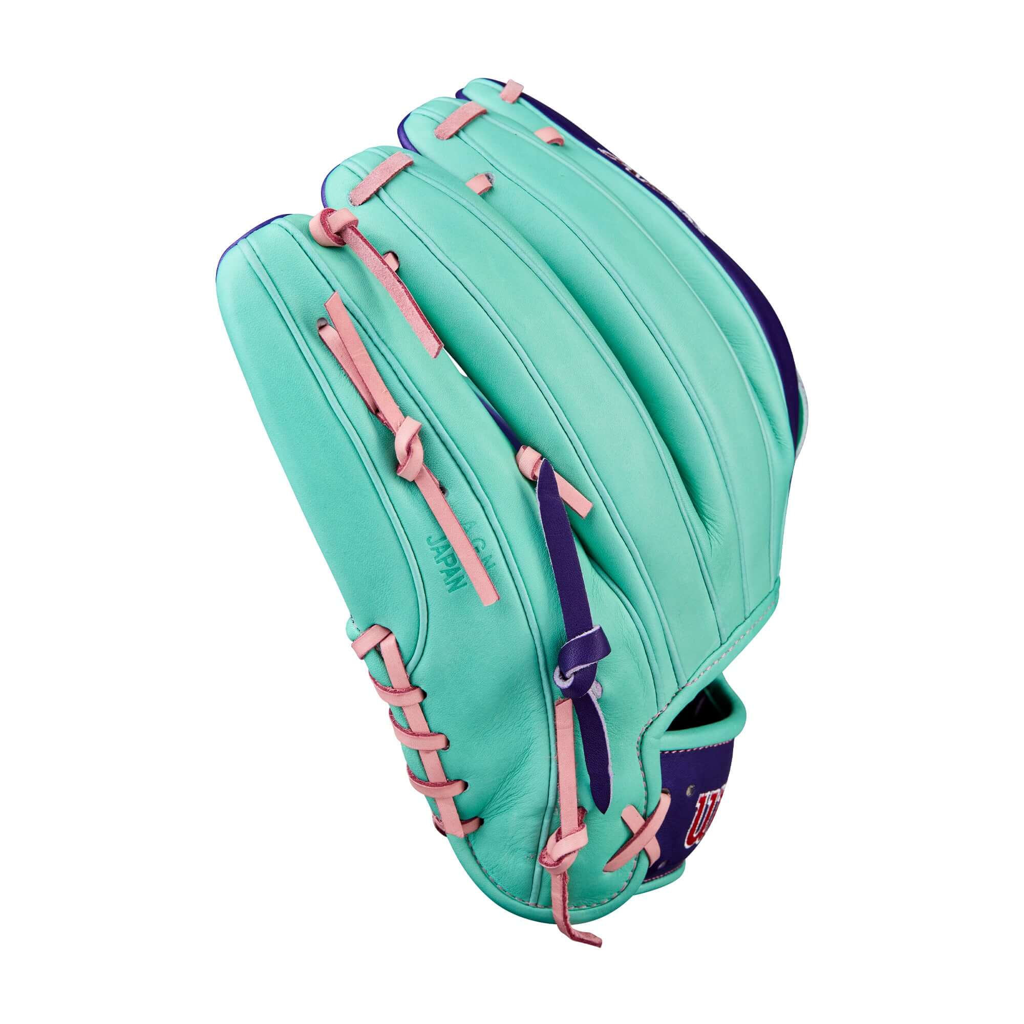 Finger detail of Wilson Winter 2025 A2K DW5 12” Infield Baseball Glove showing Rolled Dual Welting™ craftsmanship.