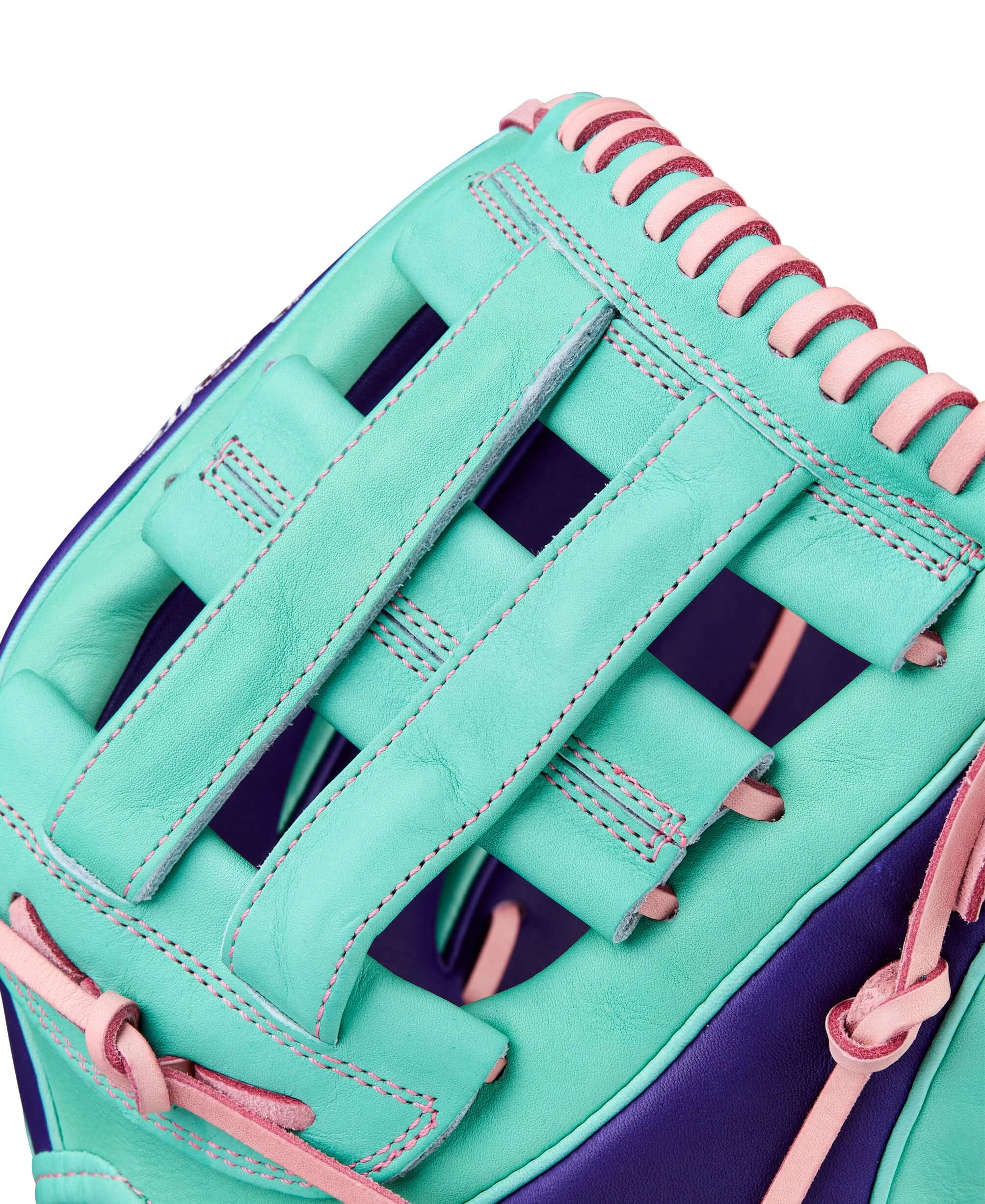 Dual Post Web view of Wilson Winter 2025 A2K DW5 12” Infield Baseball Glove designed for control and stability.