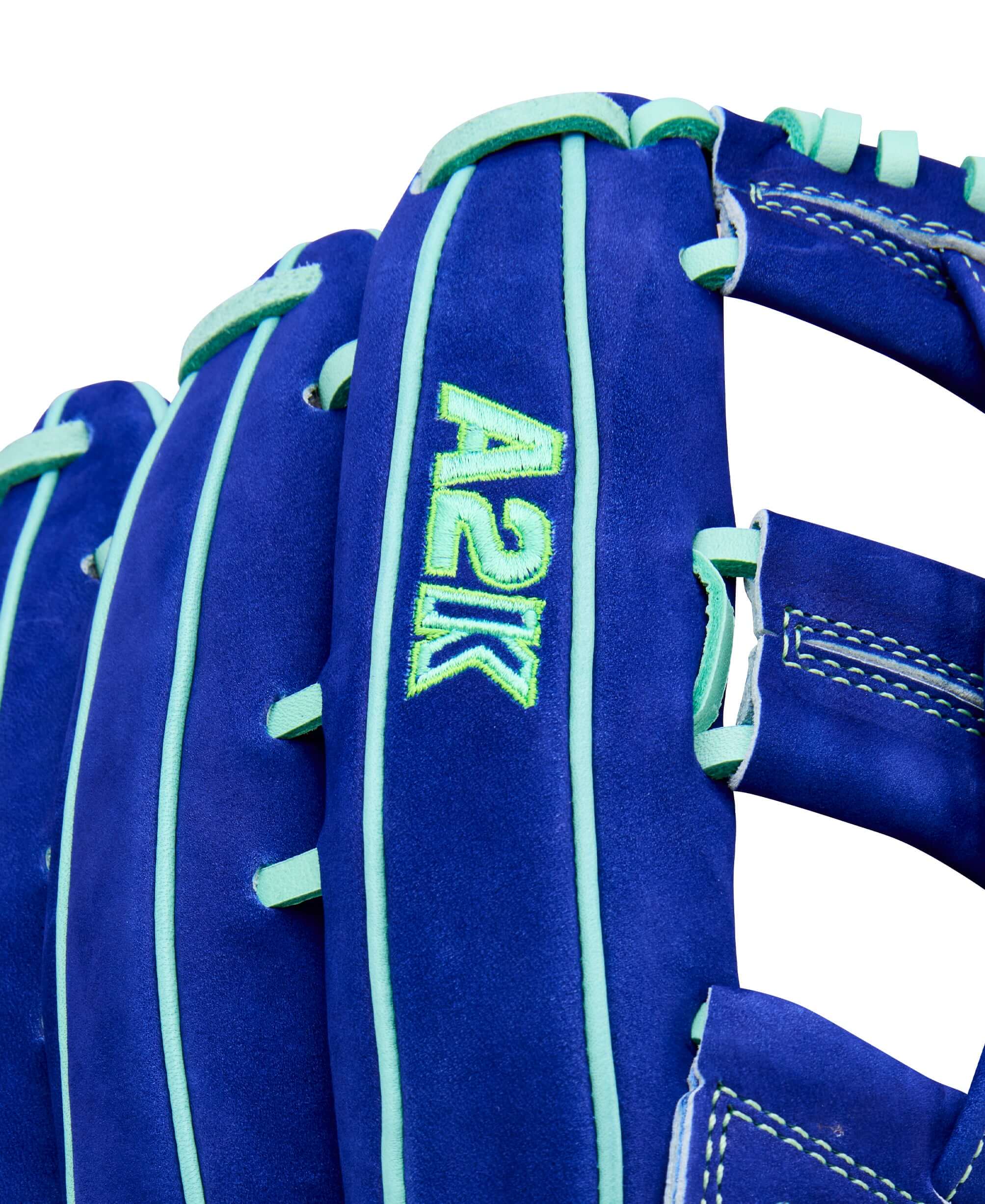 A2K® logo finger panel Wilson Winter 2025 Juan Soto A2K JS22 GM 12.75" Outfield Baseball Glove signature model