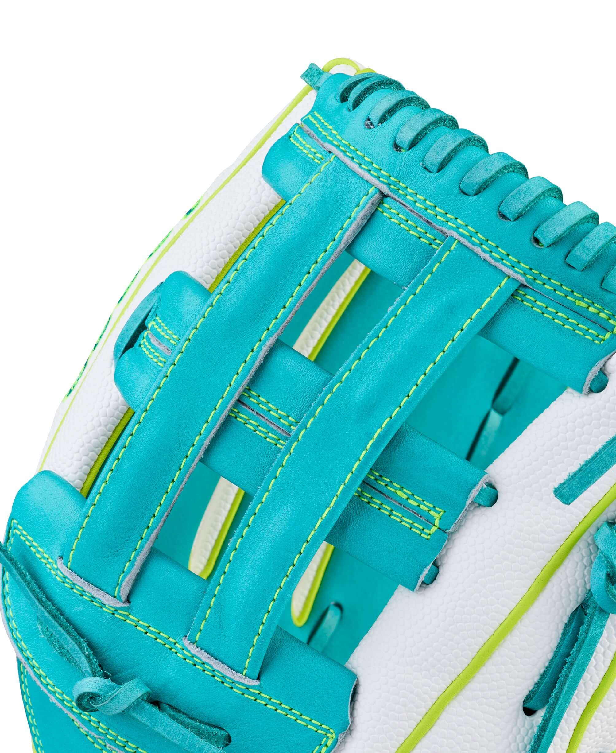 Close-up of basket web detail on Wilson Spring 2026 A2000 FP50SS 12.25” Outfield Fastpitch Softball Glove LHT in teal and white.