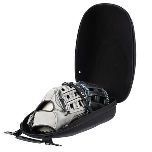 Lizard Skin Glove Guardian Double in crush-proof case, designed to protect glove shape and ensure storage security.