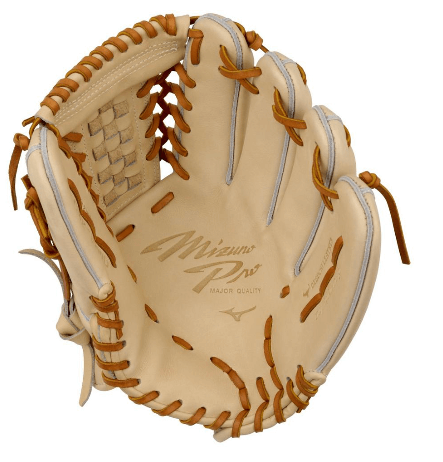 Mizuno ProGMP-1000D 12 inch pitching glove in premium Deguchi Leather, showcasing craftsmanship and durability.