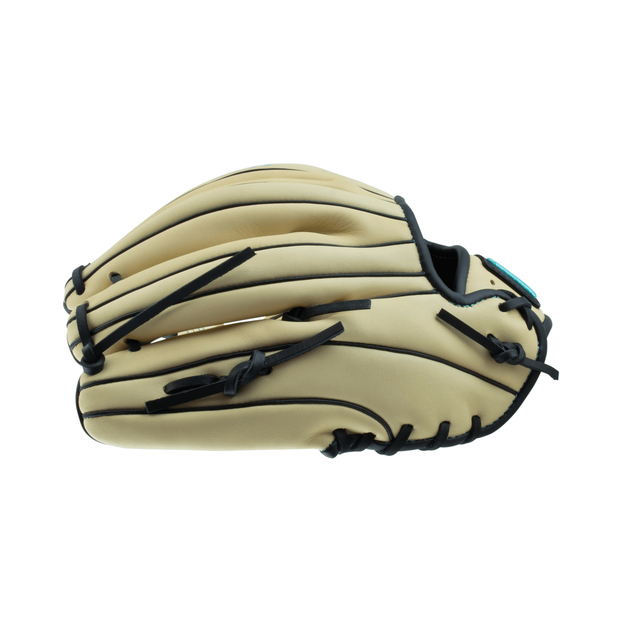 Marucci Oxbow Series 44A4 11.75 Single Post glove in beige with black accents, showcasing the unique fit and design features.