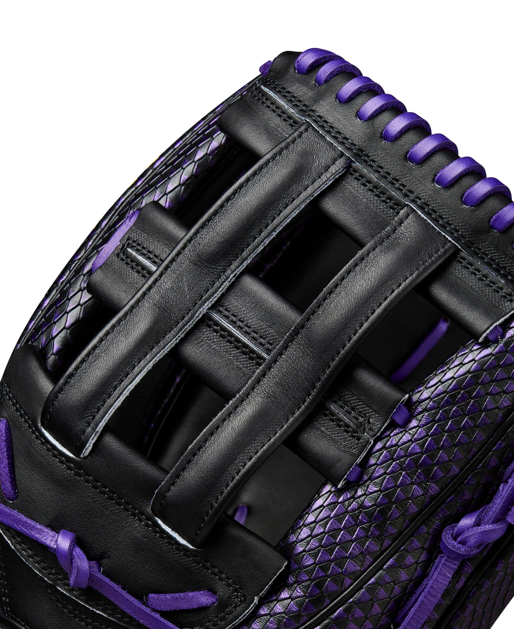 Detailed image of the Dual Post Web on Wilson A2K BD9 for secure catching performance.