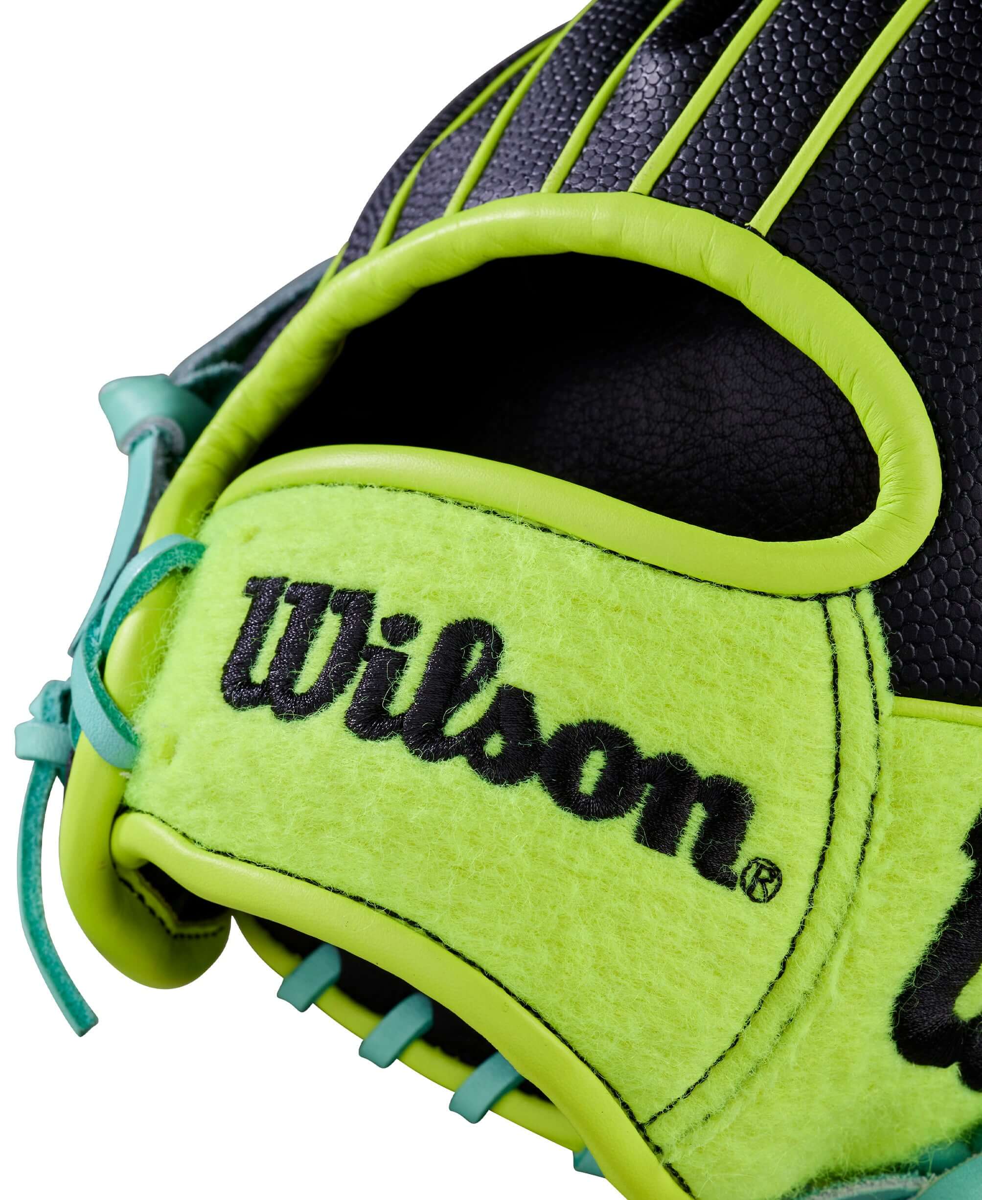 Wilson 2025 Tennis A2000 1786SS 11.5” Infield Baseball Glove