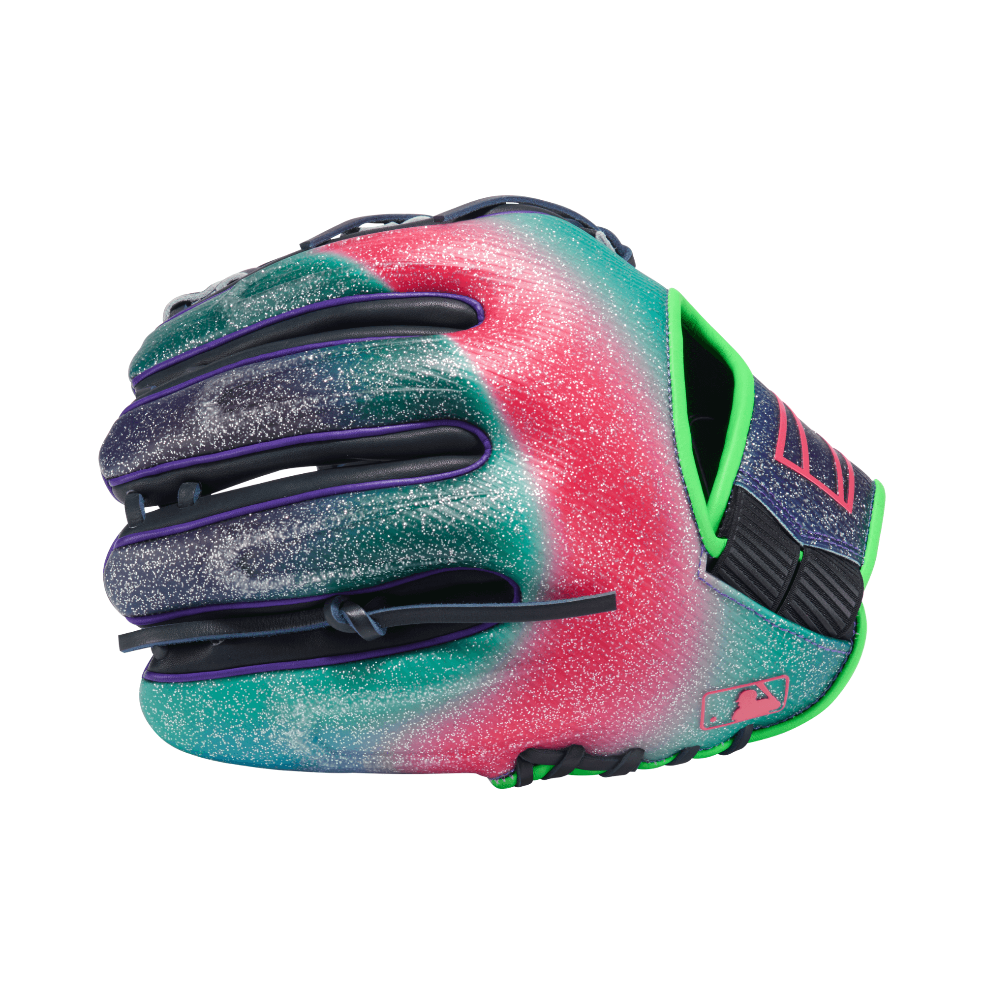 Detailed look at Rawlings REV1X Glove finger pattern and durability.