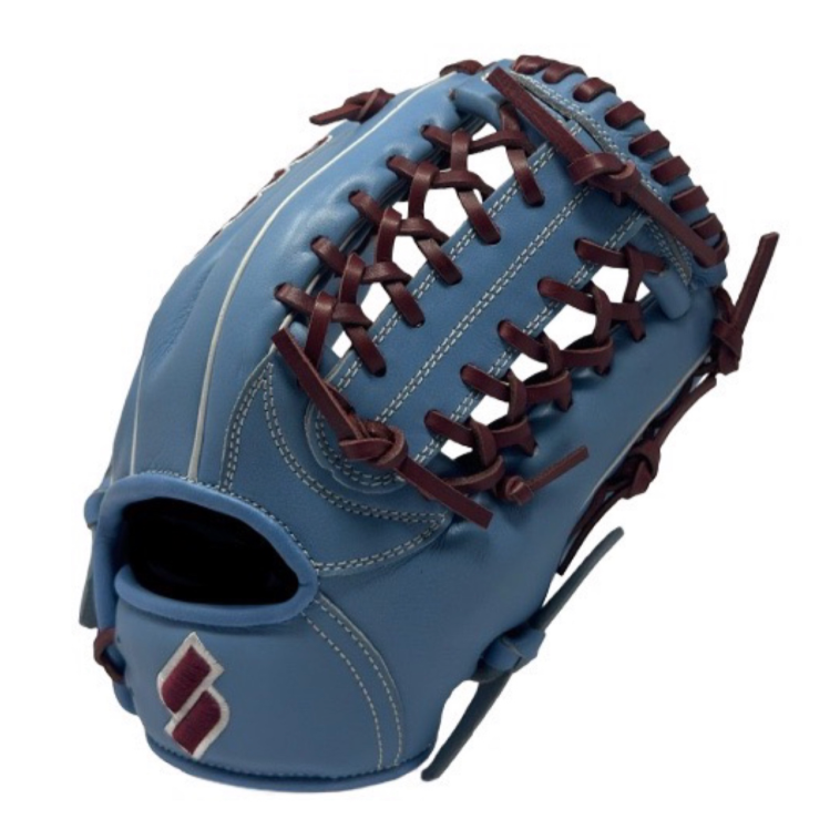 Sacco Youth Ultra Smooth Kip 11” Glove back view with Light Blue shell and Oxblood laces.