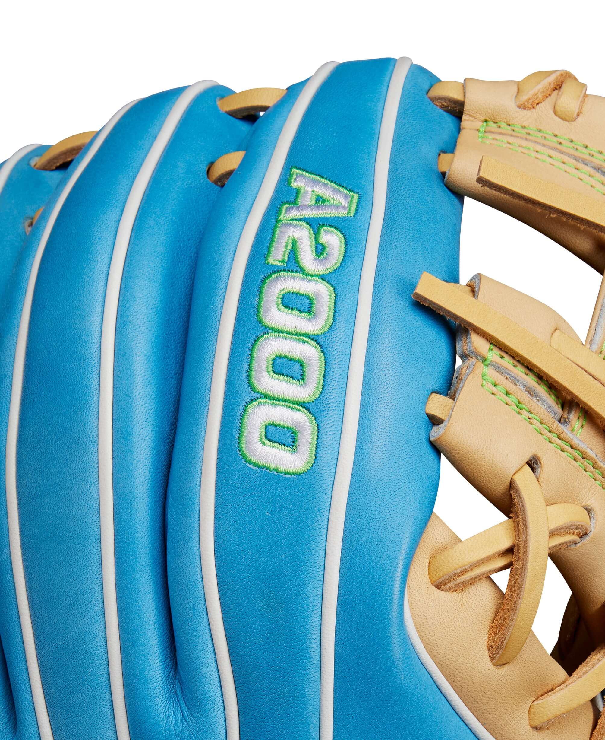 Wilson Winter 2024 A2000 PF11 SKBL/Blonde 11"