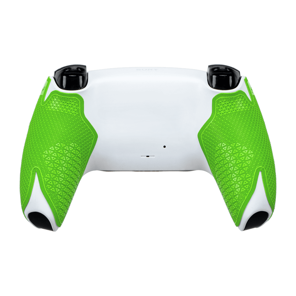 Lizard Skins DSP Controller Grip in Emerald Green for PlayStation 5, showcasing textured design for enhanced comfort and control.