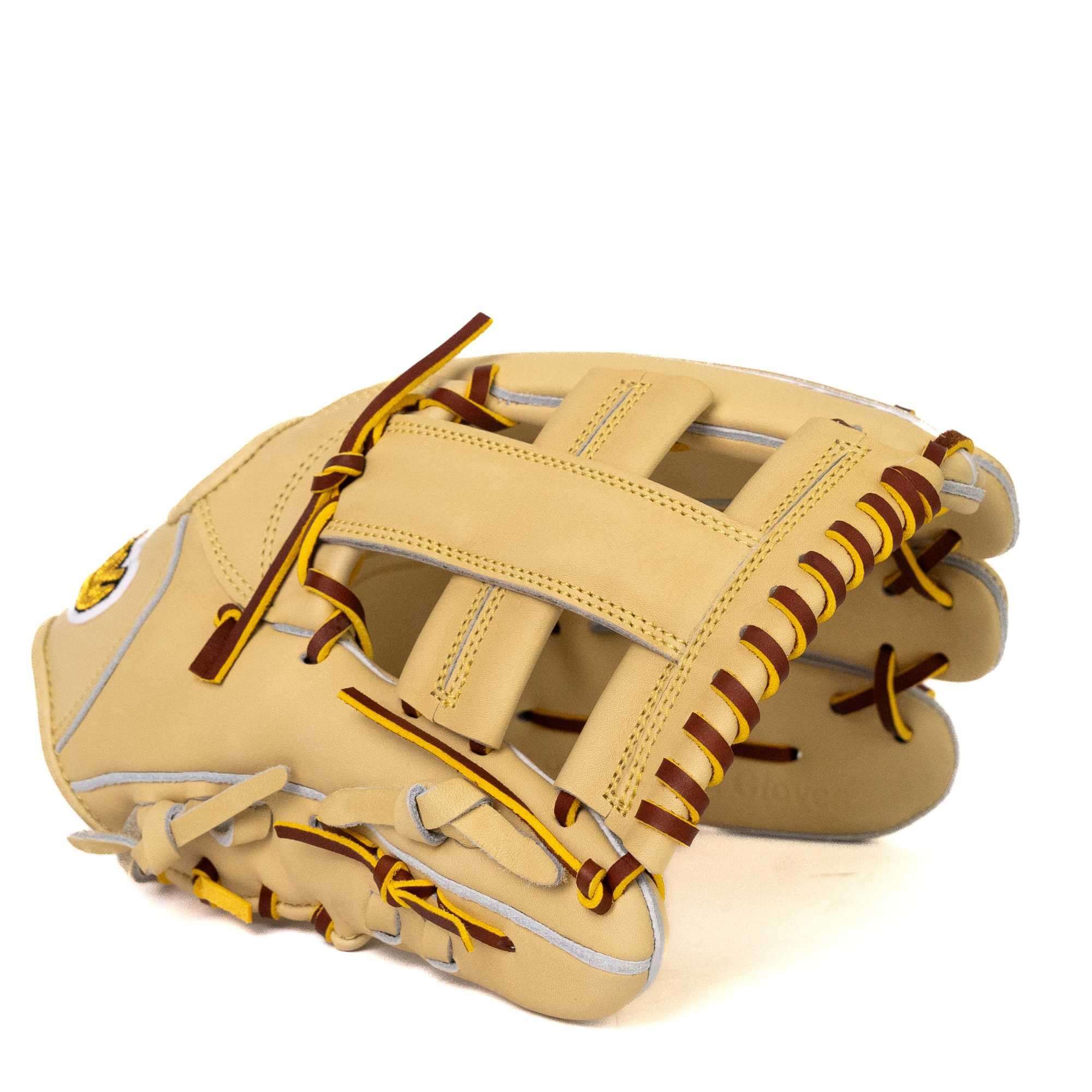 Jax Fielding Glove DM-5 in Blonde color, RHT 11.5" design for infielders, showcasing its premium craftsmanship and extra-large pocket.