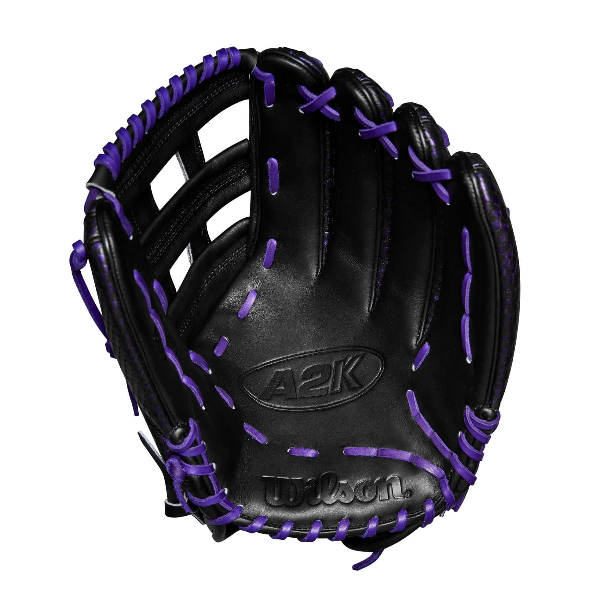 Palm view of the 12.75'' Wilson glove with Black Pro Stock® Select leather for a premium feel and pocket stability.