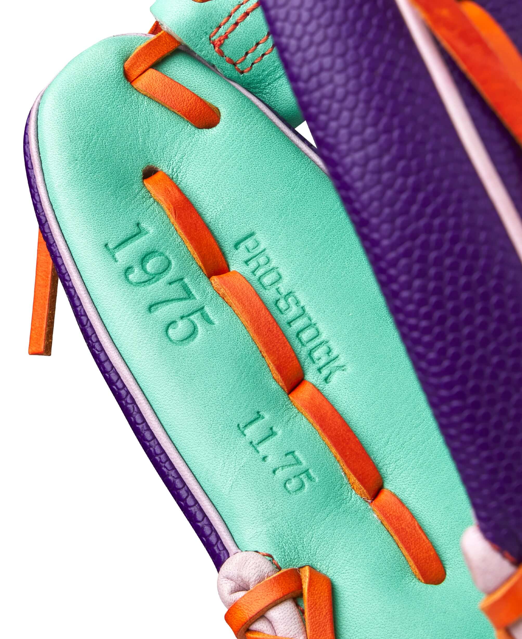 Wilson Glove of the Month GOTM April 2025 A2000 1975SS detailing showing 1975 pro stock label and 11.75 inch size.