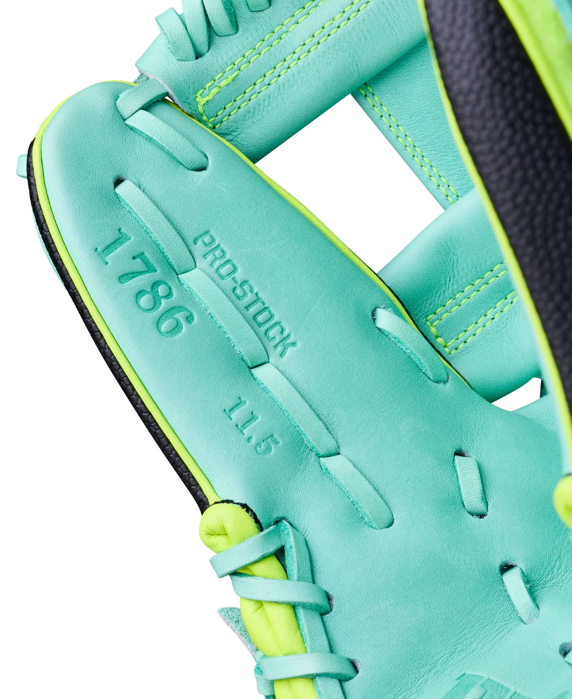 Wilson 2025 Tennis A2000 1786SS 11.5” Infield Baseball Glove