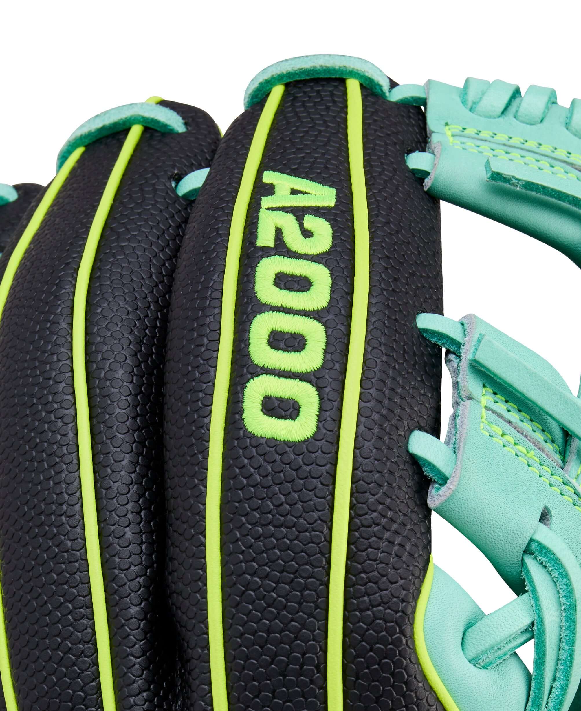 Wilson 2025 Tennis A2000 1786SS 11.5” Infield Baseball Glove