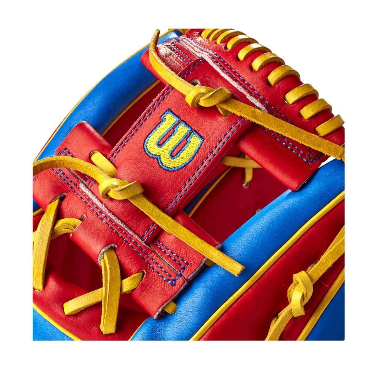 Wilson A2000 1786 Country Pride Series Venezuela 11.5-inch infield baseball glove