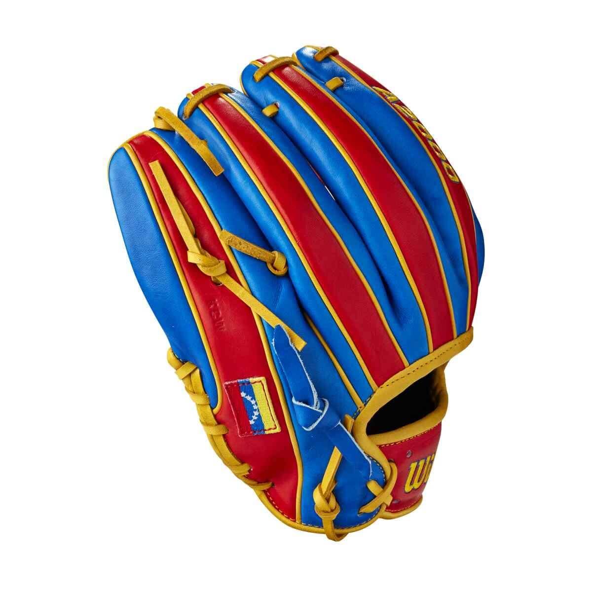Wilson A2000 1786 Country Pride Series Venezuela 11.5-inch infield baseball glove