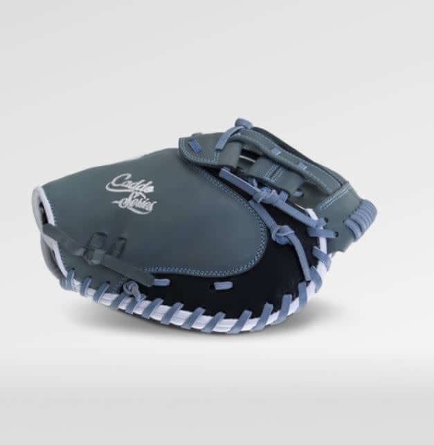 Marucci Caddo Fastpitch Catchers Mitt 32 inch RHT, full-grain cowhide leather shell