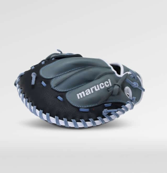 Marucci Caddo Fastpitch Catchers Mitt 32 inch RHT, full-grain cowhide leather shell