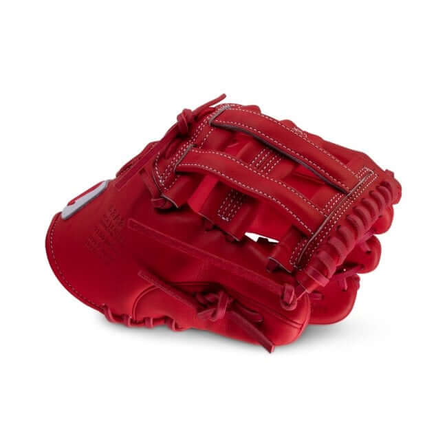 MARUCCI MTYPE CYPRESS SERIES 11.5 63A3 RED baseball glove with integrated thumb and pinky sleeves.