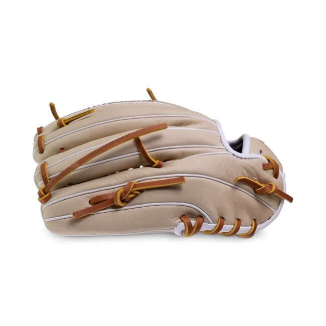 Marucci Oxbow M Type 44A6 11.75 T Web baseball glove, right-hand throw