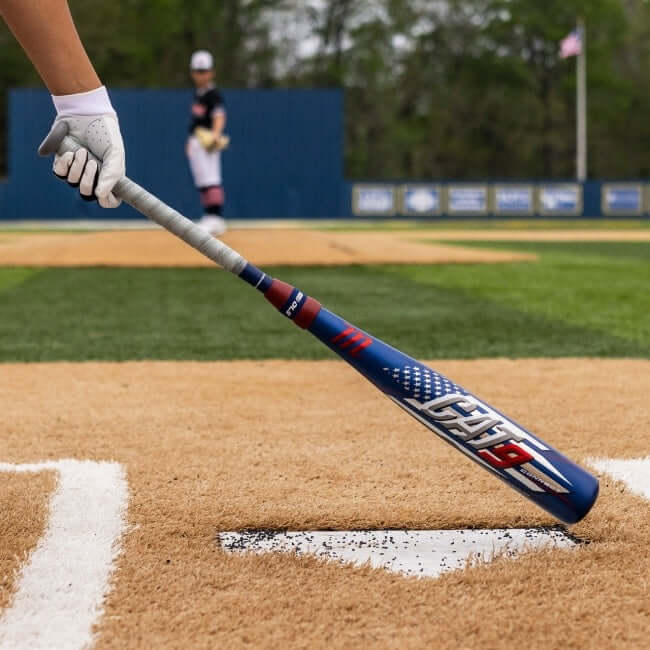 Marucci Cat9 Connect America -8 baseball bat with carbon composite handle and AZR alloy barrel.