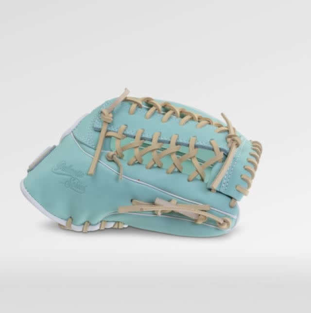 Marucci Palmetto Fastpitch glove, 12.50 inches, T Web, right-hand throw