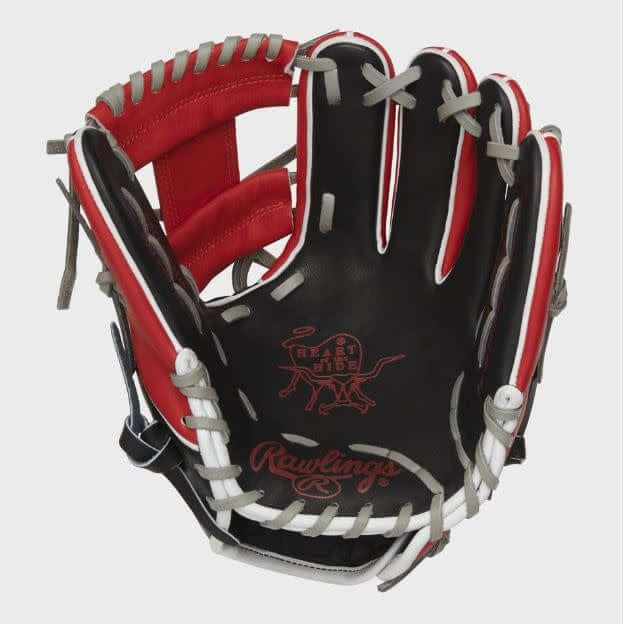 Rawlings Heart of the Hide 11.5-Inch Canada Glove with Canadian flag embroidery