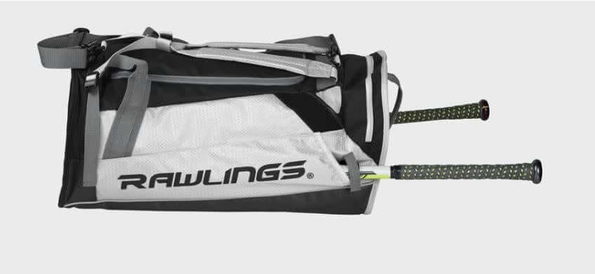 Rawlings R601 White Backpack with Velcro strip for batting gloves