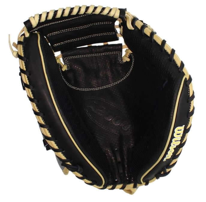 Wilson A2000 M1D Spin Control 33.5 Catchers Mitt with deep pocket and SpinControl Technology.