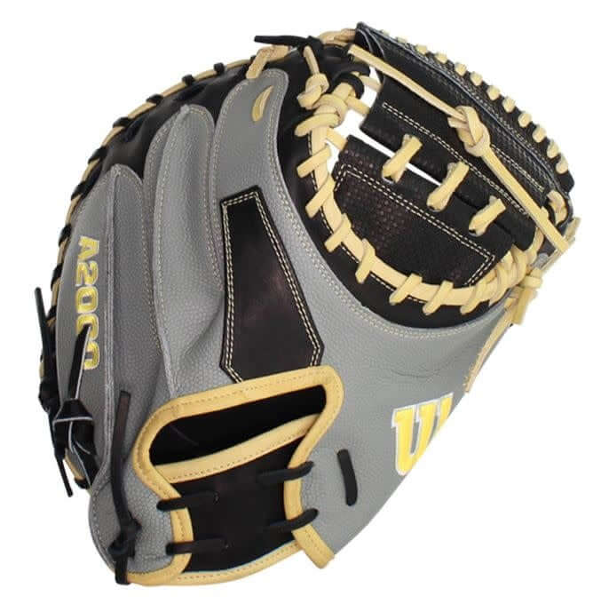 Wilson A2000 M1D Spin Control 33.5 Catchers Mitt with deep pocket and SpinControl Technology.