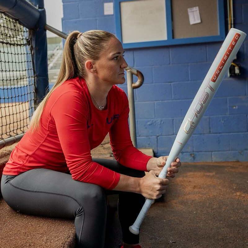 How to Size a Softball Bat: Weight, Length, Composition